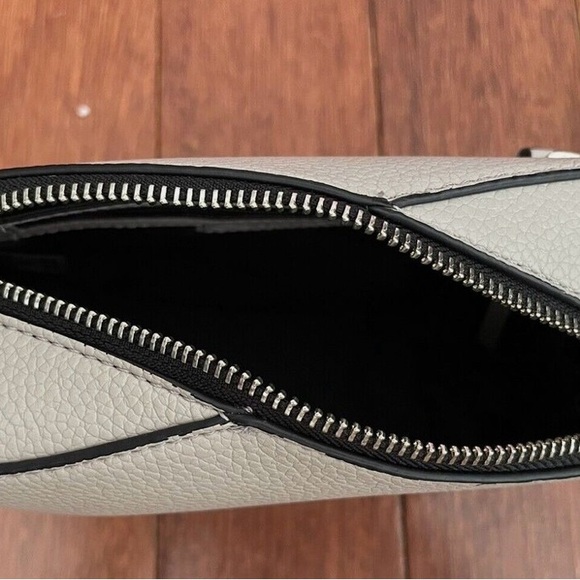 Calvin Klein Black and Gray Interior Bag - Picture 3 of 5